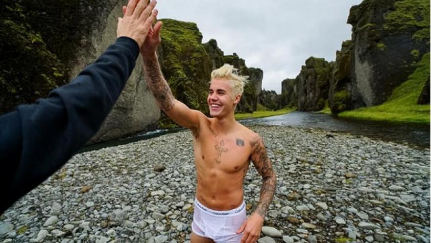 Fotos de Justin Bieber como Dios lo trajo al mundo se filtran en internet 