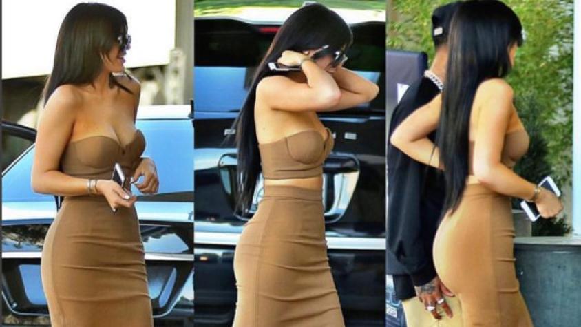 Kylie Jenner optó por la melena recta y sin tintura