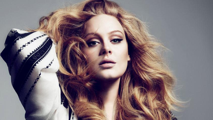 Adele posa sin maquillaje y habla de su arrollador regreso 