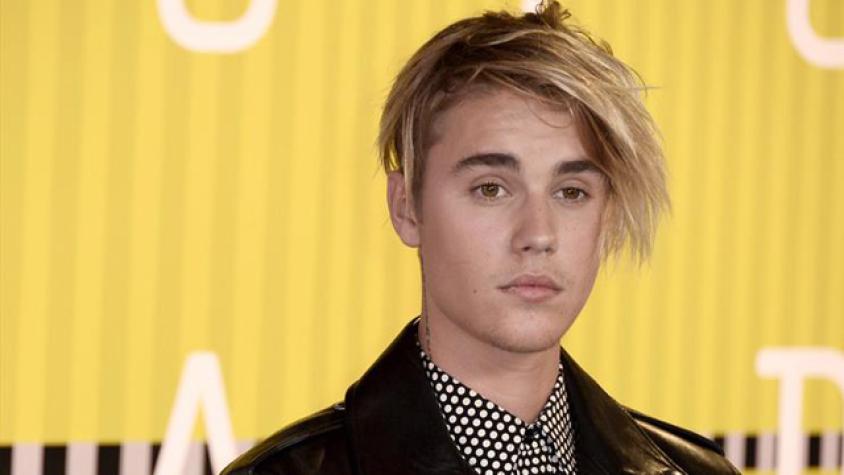 Justin Bieber no ha escuchado el último disco de Selena Gómez