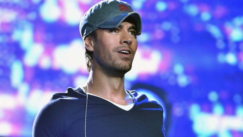 Enrique Iglesias comparte tierna foto de su niñez