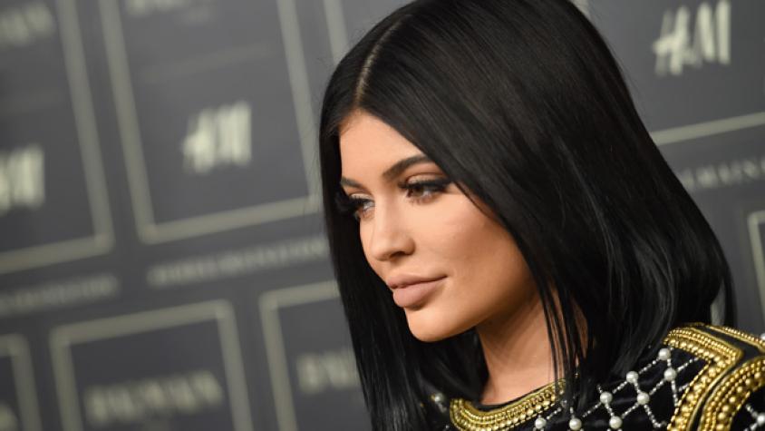 Kylie Jenner mostró su extenso “closet de pelo”