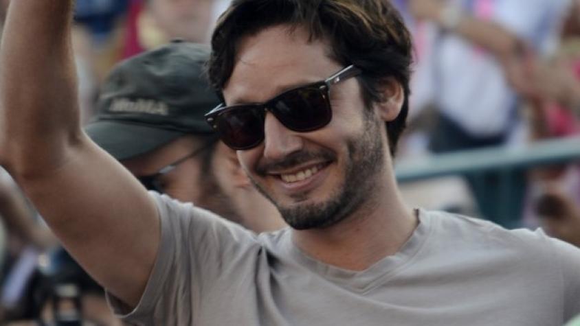 Fotografían a Benjamín Vicuña sin entrar a su ex casa