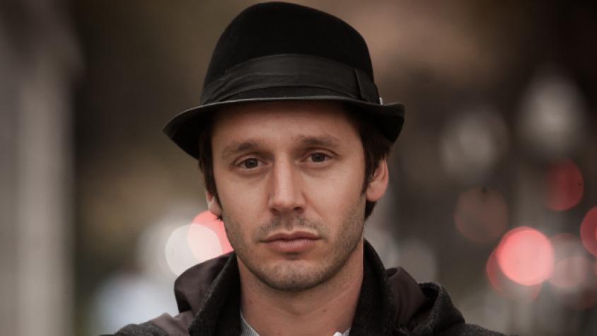 Fanática salvó a Benjamín Vicuña de difícil entrevista en argentina