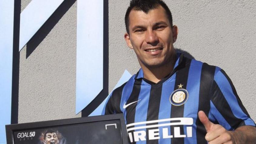 Gary Medel sorprende con postal navideña de su pequeña Alessandra