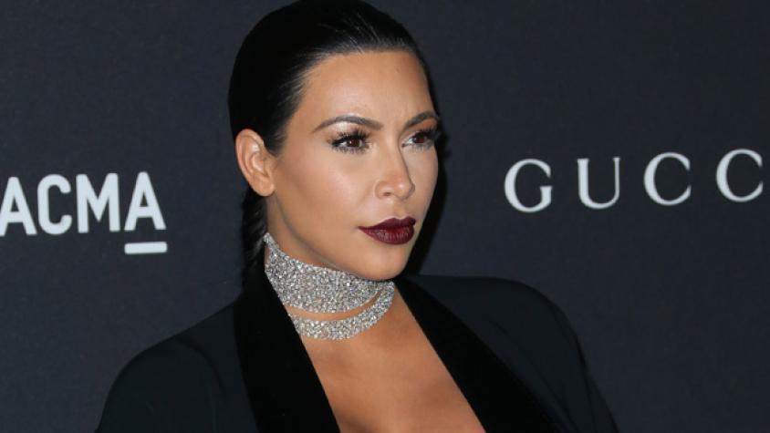 Critican a Kim Kardashian por exceso de Photoshop en sesión desértica