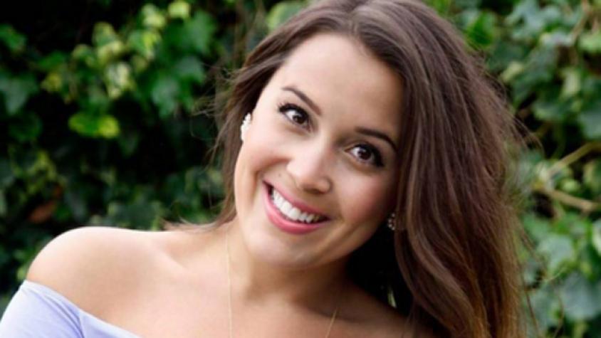 Sobreviviente de anorexia muestra orgullosa  su “antes y después”