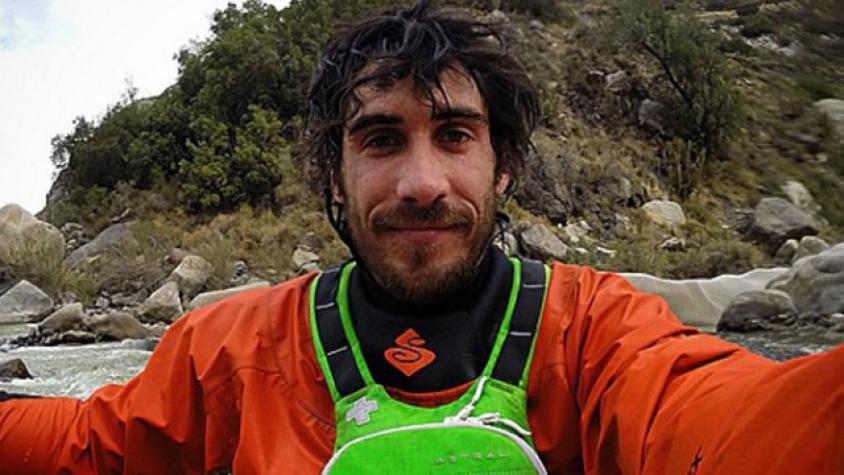 Pedro Astorga pasó un gran susto en su kayak