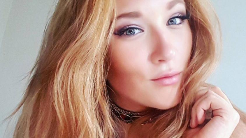 Vesta Lugg disfruta del verano en bikini