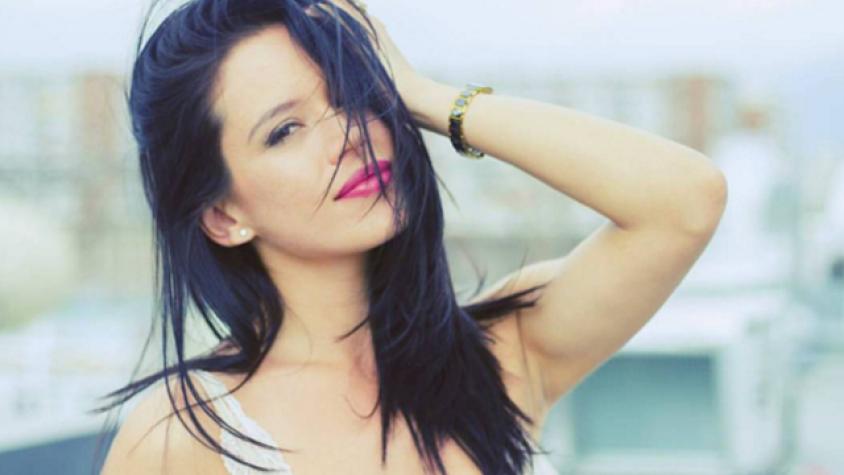 Angie Alvarado muestra cuerpazo en sugerentes selfies  