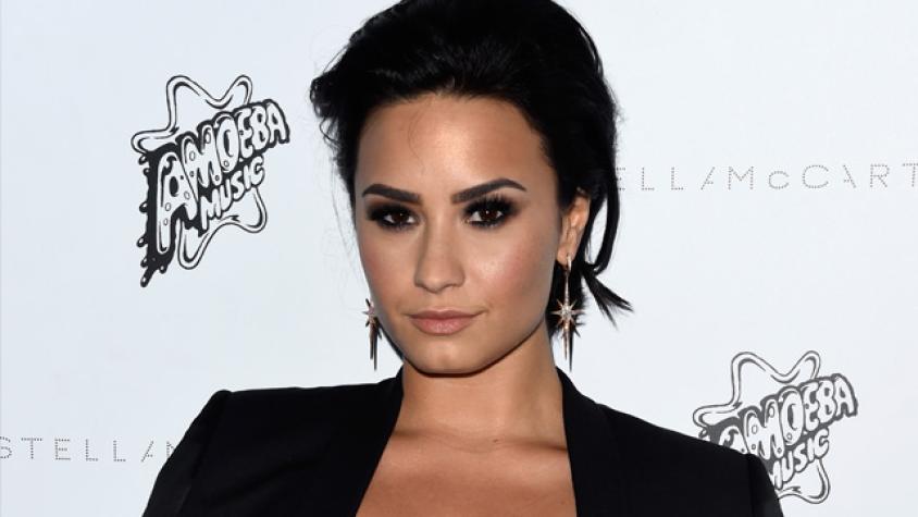 Demi Lovato comparte sexy foto en ropa interior