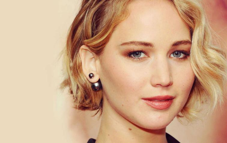 Jennifer Lawrence baila locamente en concierto de Adele