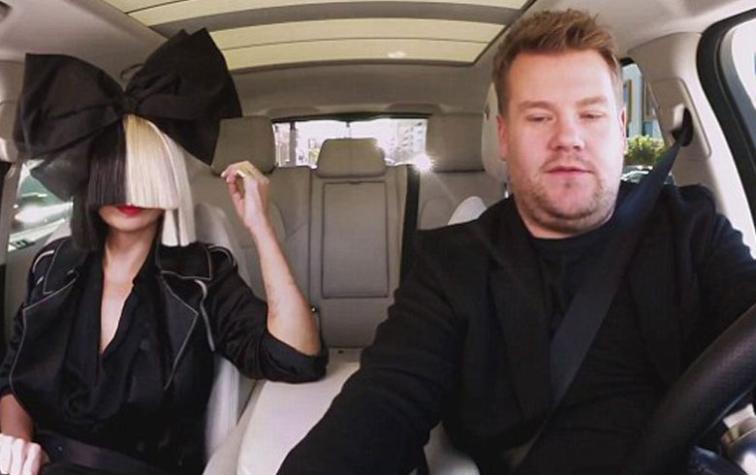 Sia cantó sus mejores canciones en un nuevo “karaoke en el auto”