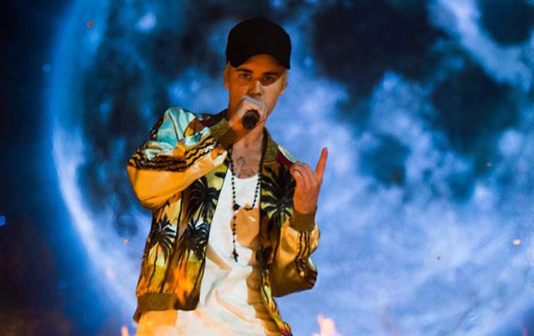 Justin Bieber incendió el escenario de los Brit Awards