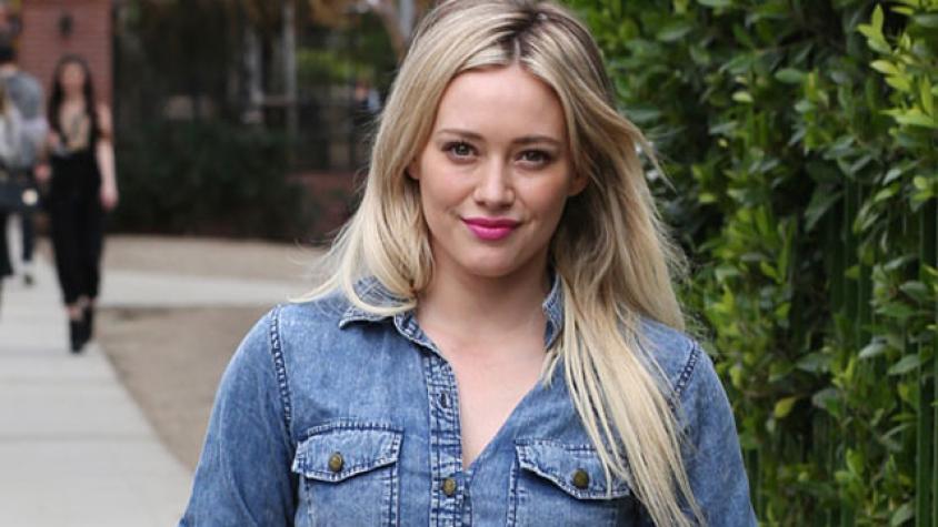 Hillary Duff oficializa su divorcio pero se va de vacaciones con su ex