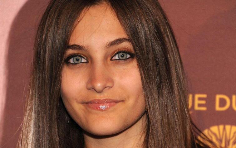 A lo David Bowie: El radical cambio de Paris Jackson