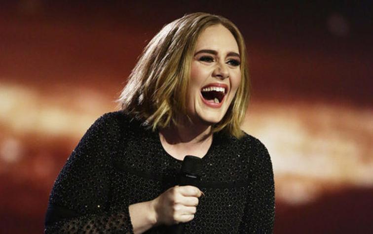 Adele intentó hacer “Twerking” en un concierto