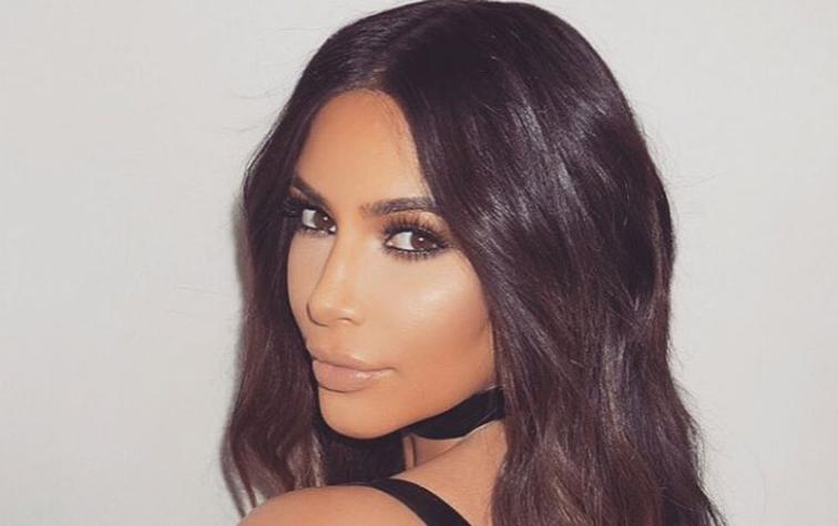 Kim Kardashian se sacó una selfie con su doble