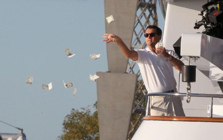 En qué gastaron su primer sueldo estas celebridades