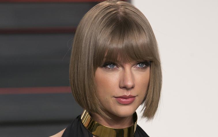 Mujer coreana queda igual a Taylor Swift con maquillaje