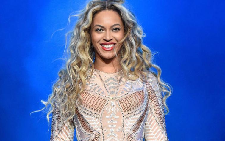 Beyoncé lanza disco sorpresa