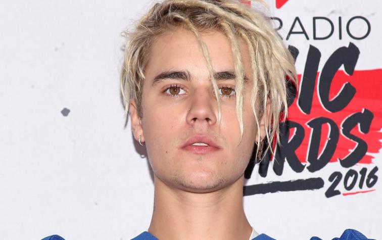 Justin Bieber le restó importancia a las críticas sobre su nuevo look