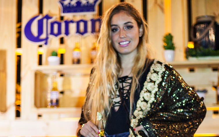 El look de los famosos en concurrida fiesta otoñal