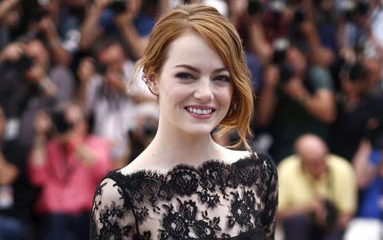 Emma Stone ahora es una estupenda morena