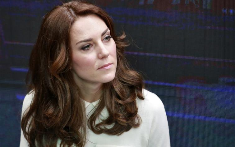 Kate Middleton vivió un momento “Marilyn Monroe” en una visita oficial