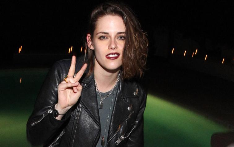 Kristen Stewart se convirtió en una rubia platinada