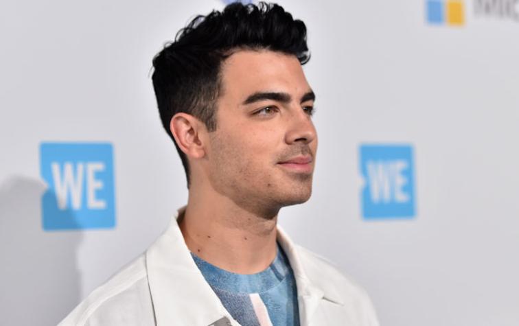 Joe Jonas adelanta sensual videoclip junto a modelo plus 