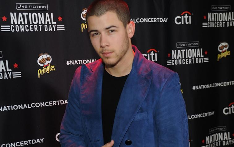 Nick Jonas habló de su soltería… ¡Y de Kate Hudson!