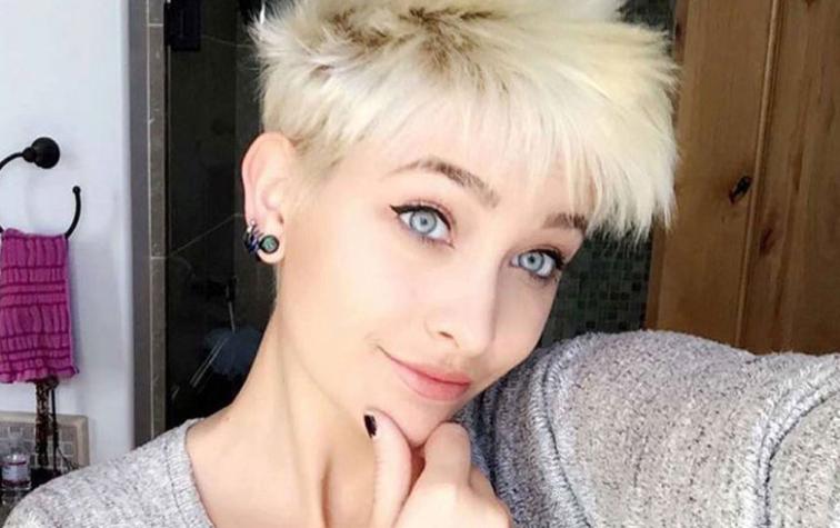 Paris Jackson se tatuó los ojos de su padre