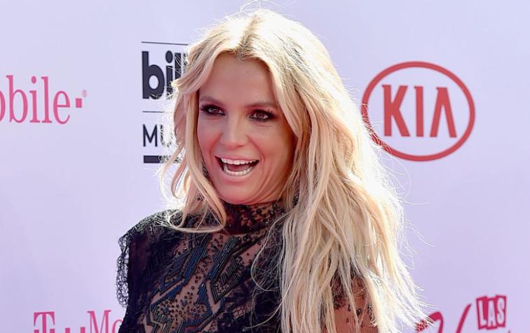 Britney Spears bailó en bikini para sus "haters"