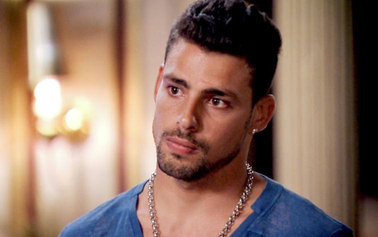 Con tacos y peluca: “Jorgito” se transformó en mujer