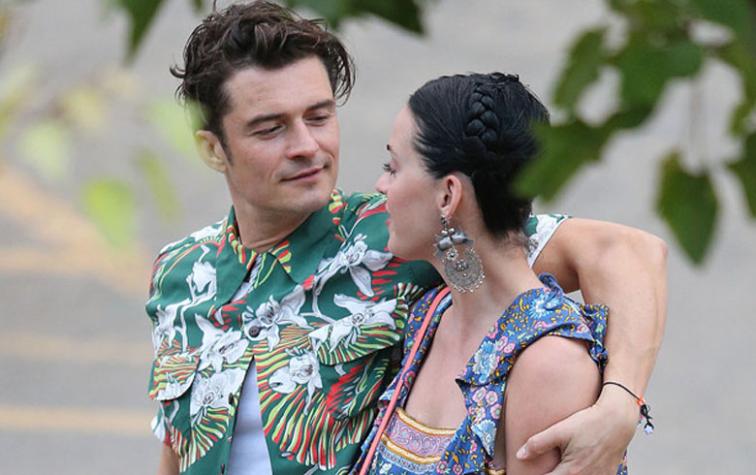 Mira al guapo Orlando Bloom saliendo del gimnasio