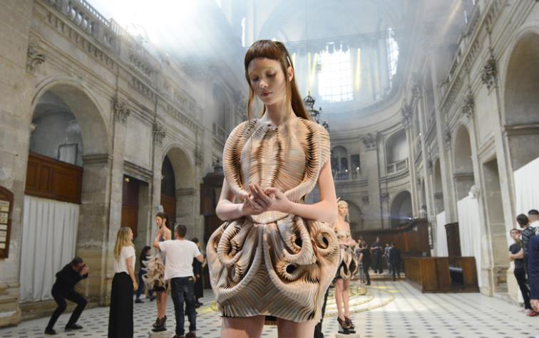 Las prendas más bizarras del Paris Fashion Week