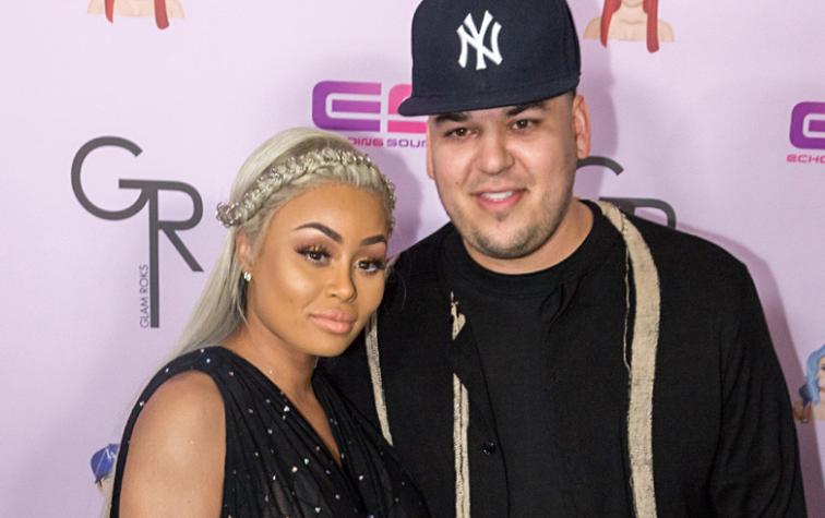 Blac Chyna comparte íntimo momento con su hijo y su pancita de embarazo