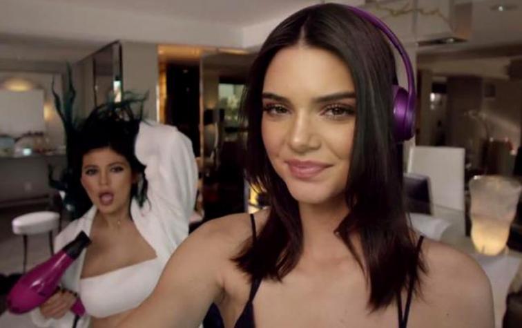 Kendall Jenner mostró crudo video de Khloé aumentando sus labios