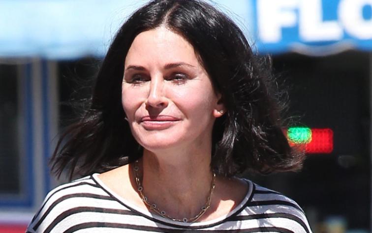 Courteney Cox se arrepiente de haber intervenido su rostro