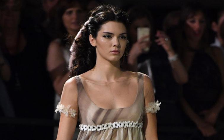 Kendall Jenner fue con su nuevo novio al cumpleaños de su hermana 