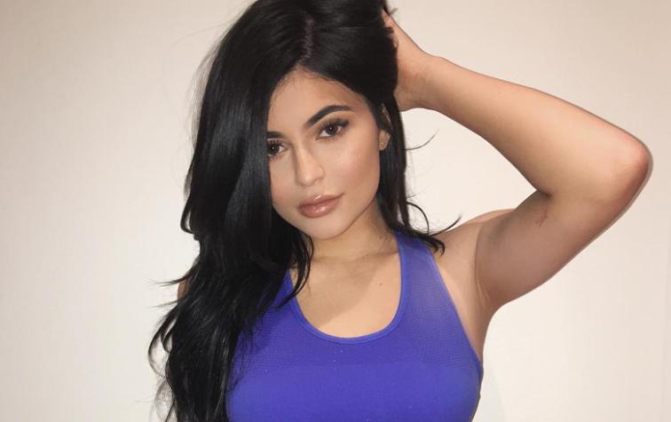 Kylie Jenner da qué hablar con enterito de encaje que le marcó hasta los pensamientos