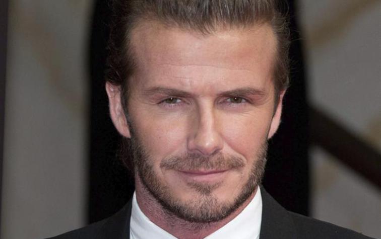 Mira a David Beckham en ropa interior y haciendo 22 flexiones diarias