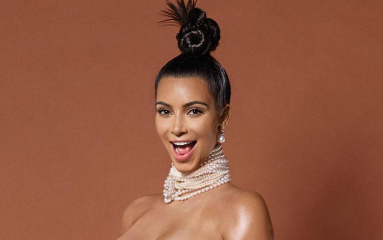 Fotógrafo que rompió internet con Kim Kardashian lanzó atractiva campaña 