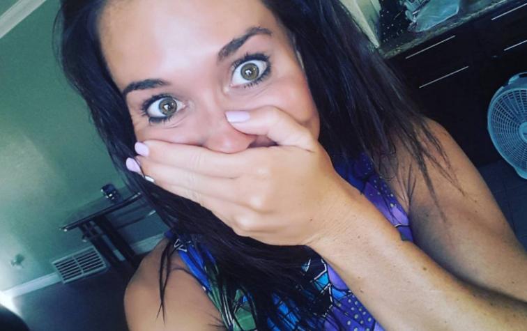 Vale Roth confiesa su odio a los sostenes en revelador video