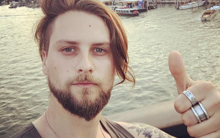 Jean Philippe Cretton cumple 10 años en TV y lo recuerda con foto