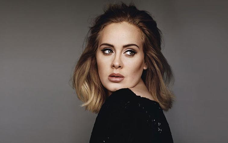 Adele habló por primera vez de la depresión post parto