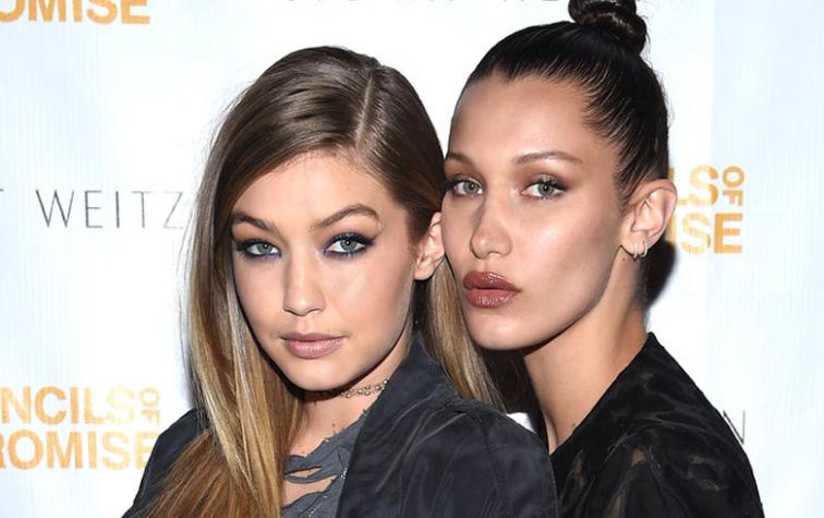 Mamá de Gigi y Bella Hadid se luce en bikini a los 52 años