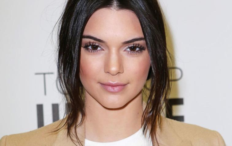 ¿Kendall Jenner aumentó el tamaño de sus labios?