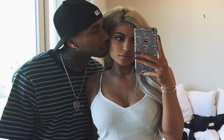 Kylie Jenner celebró a Tyga con fotos hot y un costoso regalo